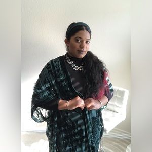 Meet your Posher, Sibil